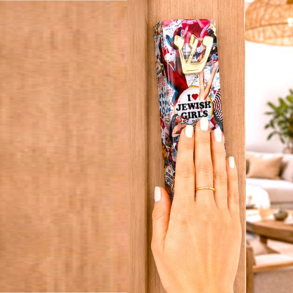 I ♥ Jewish Girls Mezuzah